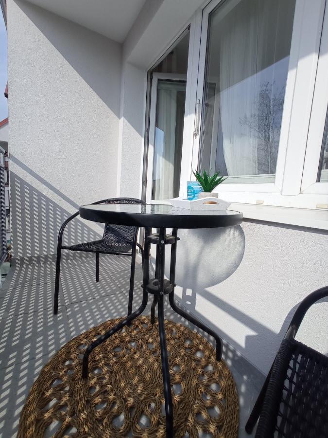 Wera - Klimatyczny Apartament 300 M Od Plazy Brzezno - Azw 그단스크 외부 사진